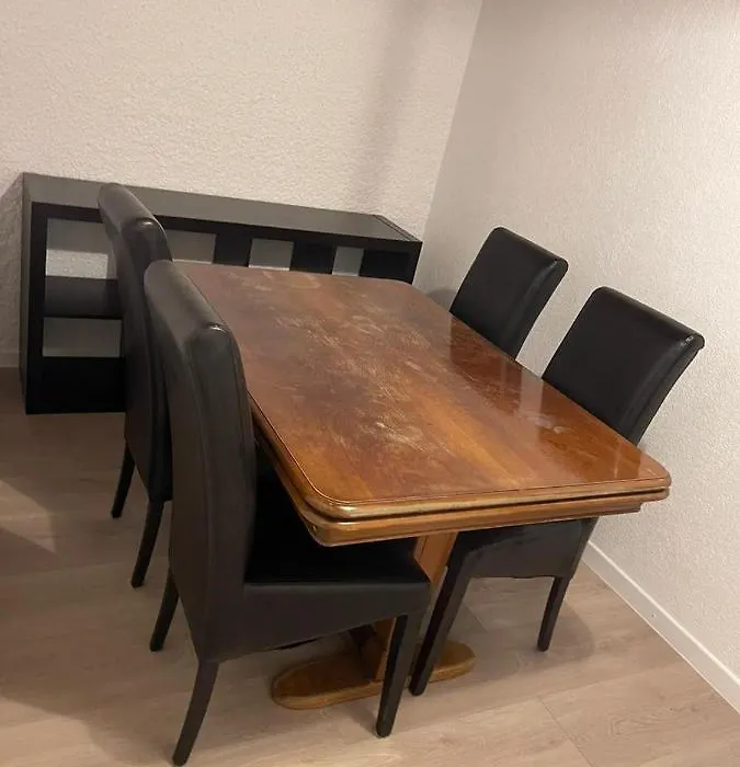 5 Rooms In The Same Villa With Free Parking-1