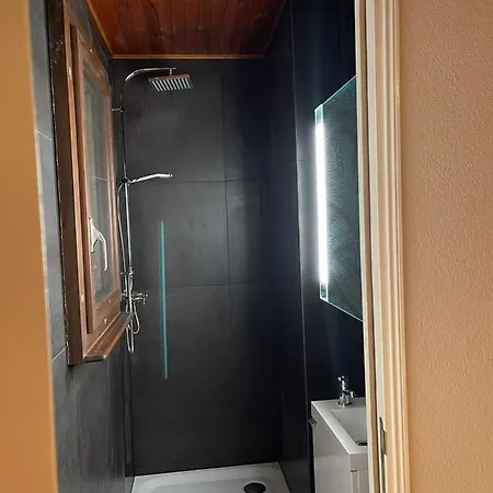 5 Rooms In The Same Villa With Free Parking-2